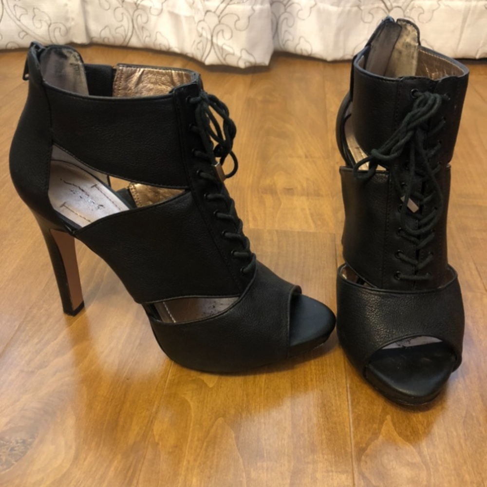 BCBG Heels